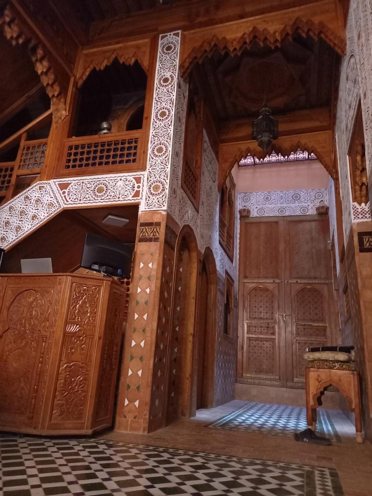 Отель Riad Mehdi Мекнес Экстерьер фото