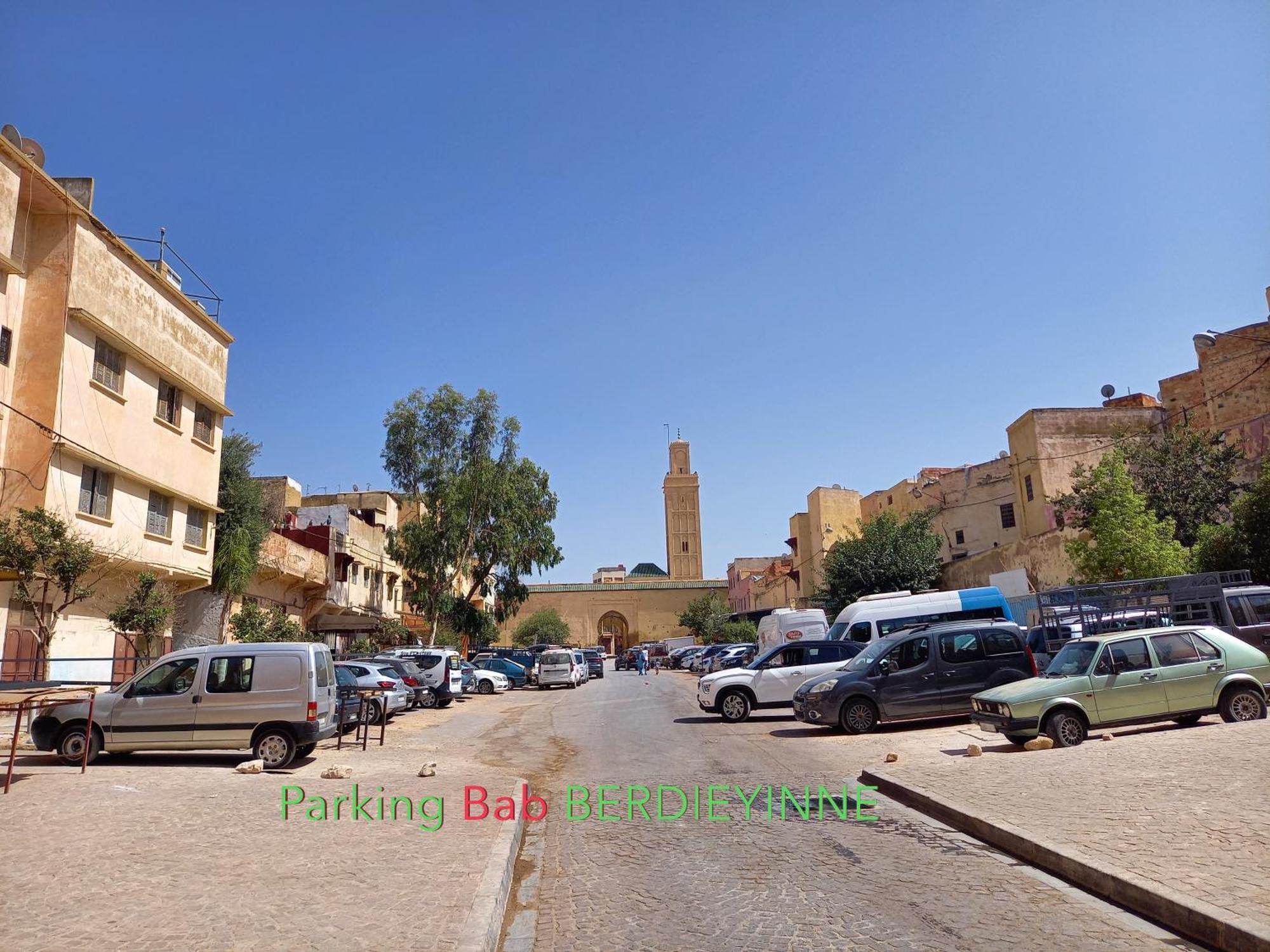 Отель Riad Mehdi Мекнес Экстерьер фото