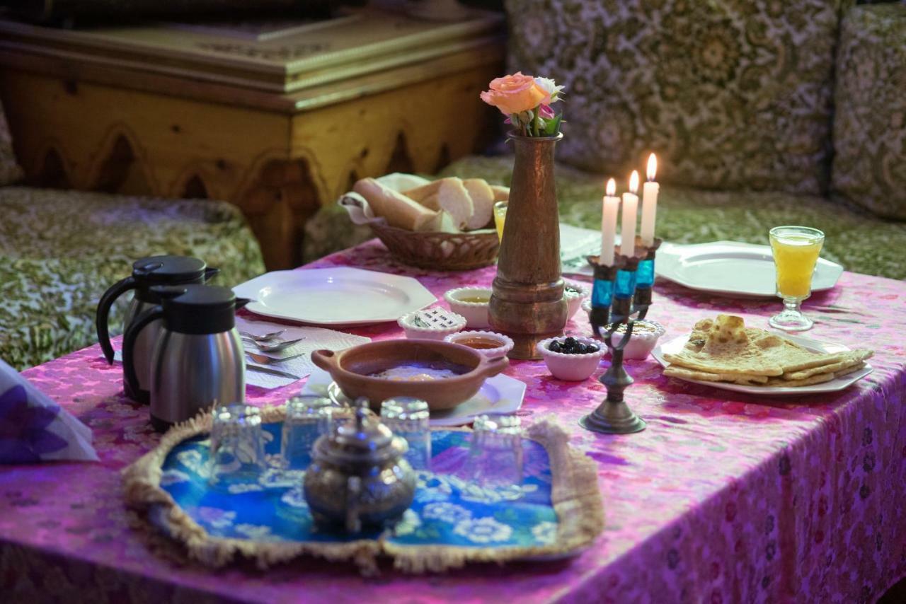 Отель Riad Mehdi Мекнес Экстерьер фото